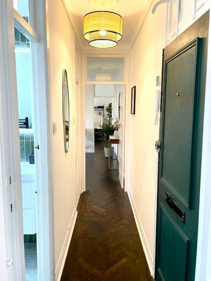 Newly Refurbished 2 Bedroom Apartment In South London Exteriör bild